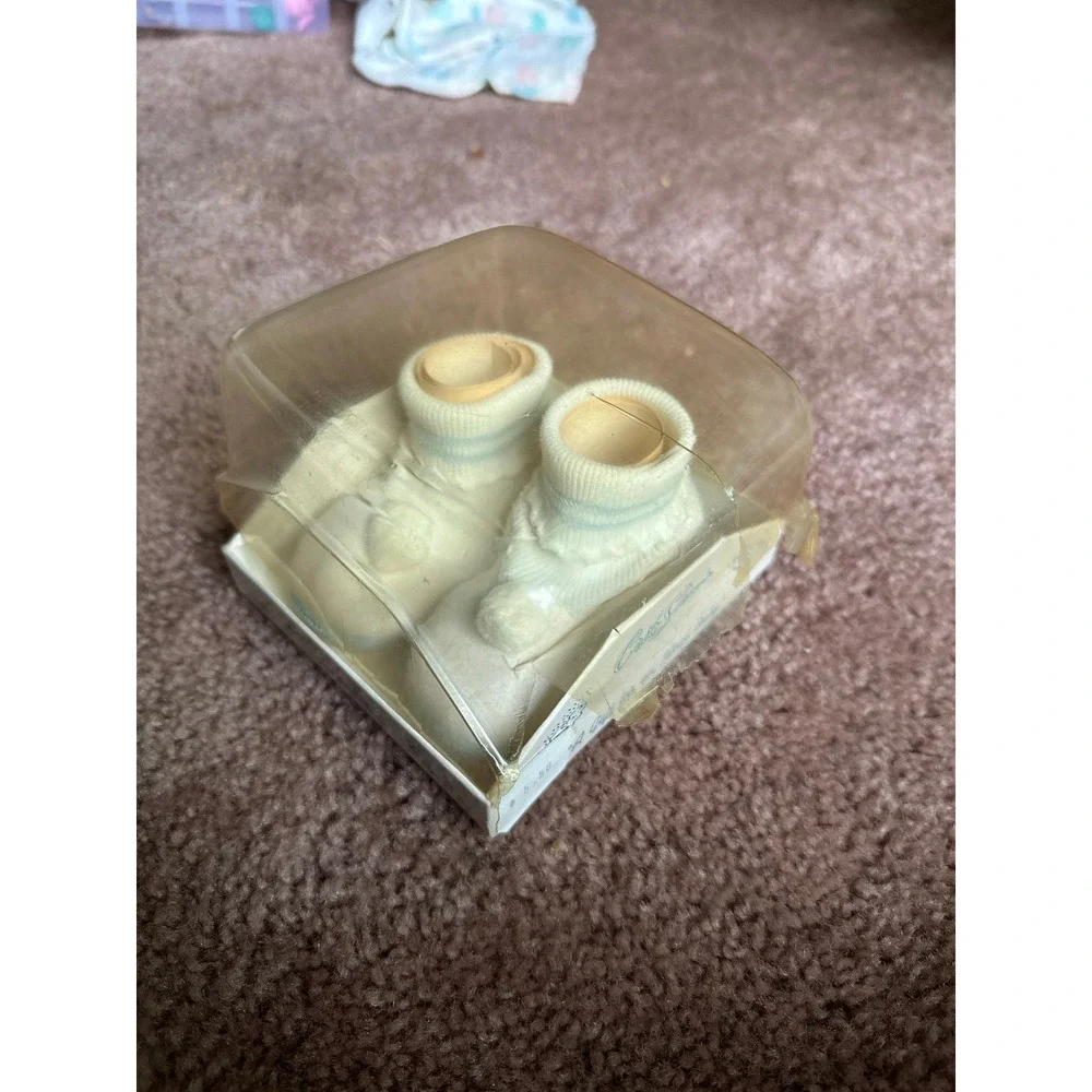 Vintage Mrs Days Ideal‎ Baby Shoe Co Crib Shoes White Blue Pom Pom Booties Boxed